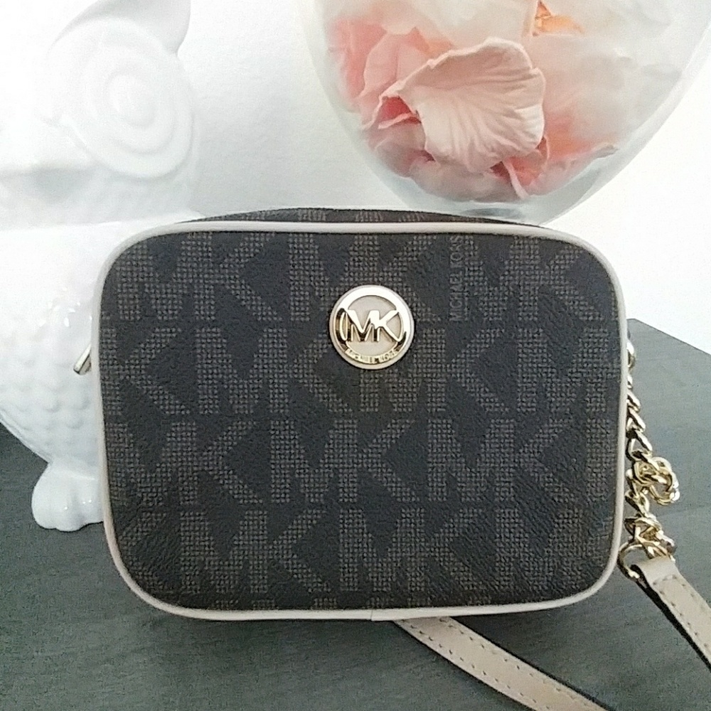 NWT Michael Kors Fulton Small Crossbody